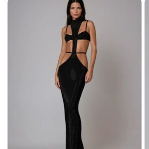 Elegant Black Maxi Dress